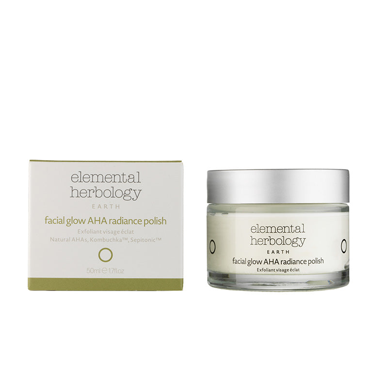 An AHA-based dual-action face exfoliation, revealing an immediate luminosity.