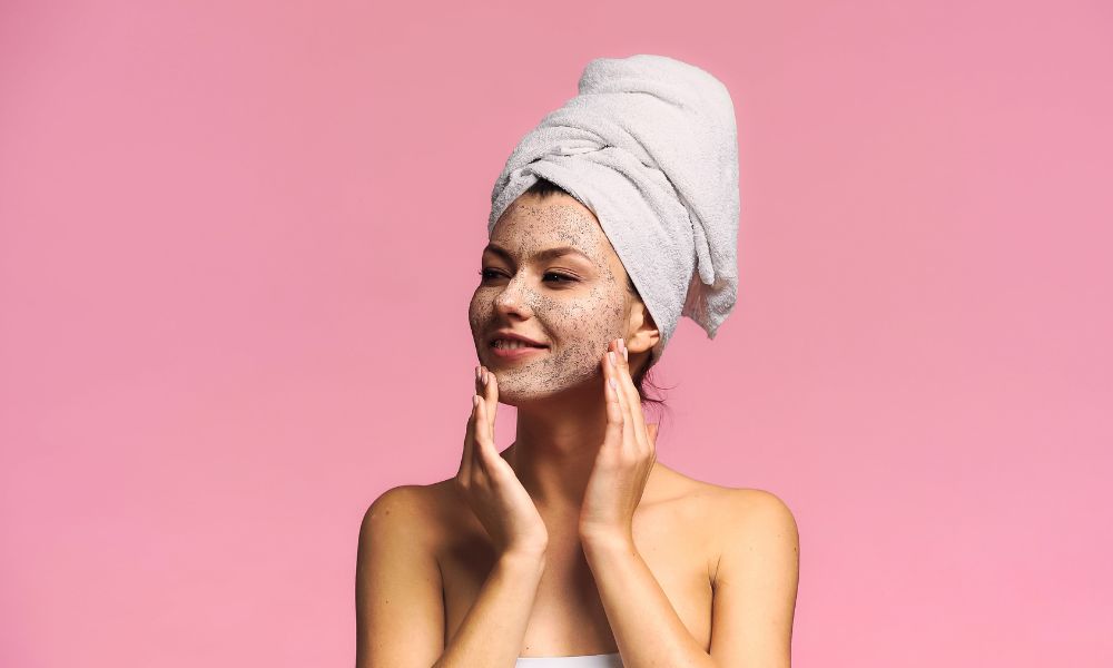 Ways To Incorporate Skin Cycling Into Your Routine