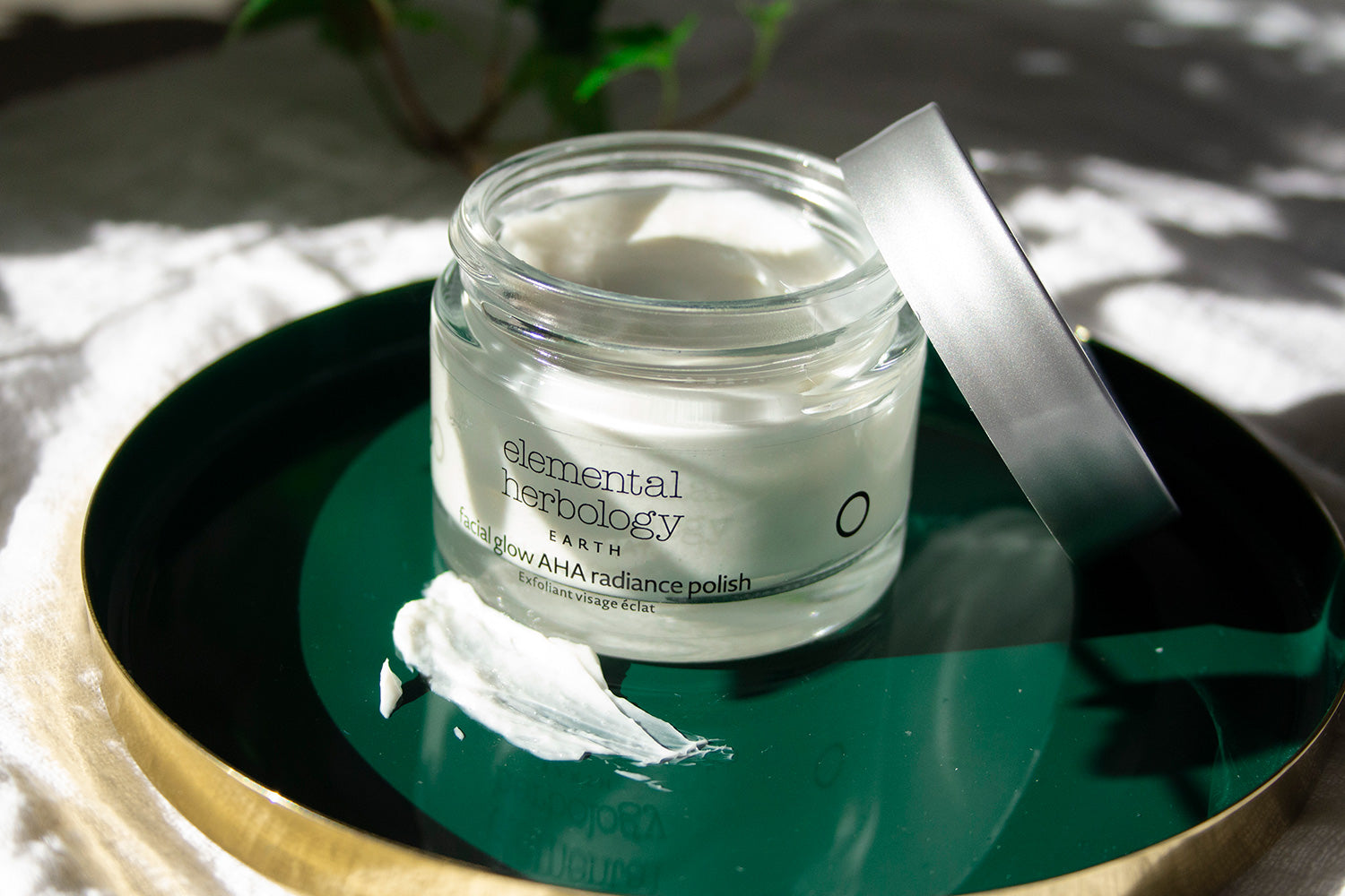 Kombucha: This “health elixir” is surprisingly great for skin